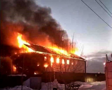 В Пушкино сгорел дом престарелых, постояльцы эвакуированы