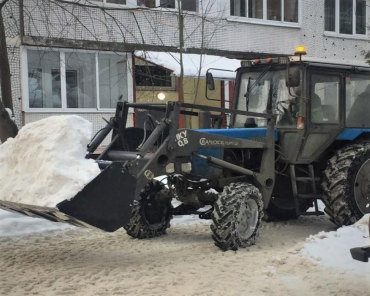 В Пушкино ежедневно вывозят 800-1000 кубометров снега
